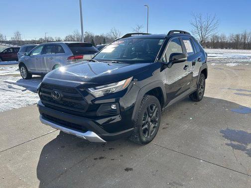2022 Toyota RAV4 XLE Premium
