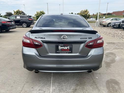 Gun Metallic 2018 Nissan Altima 2.5 SR