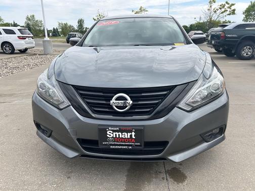 Gun Metallic 2018 Nissan Altima 2.5 SR
