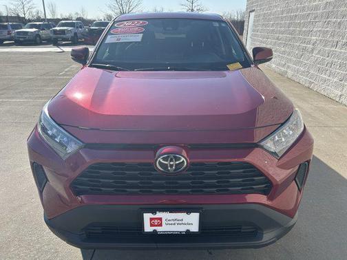 2022 Toyota RAV4 LE