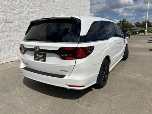 Platinum White Pearl 2023 Honda Odyssey Sport