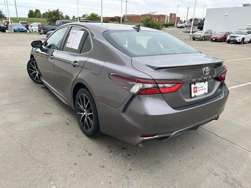 Predawn Gray Mica 2024 Toyota Camry SE