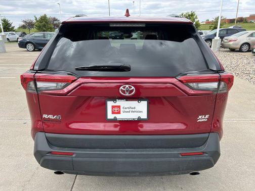 Pearl 2025 Toyota RAV4 XLE