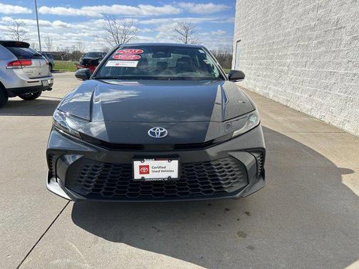 Underground 2025 Toyota Camry SE