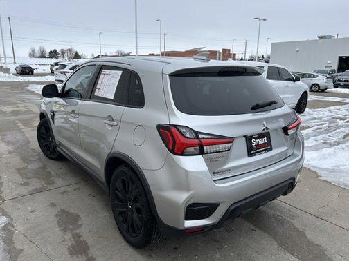 2023 Mitsubishi Outlander Sport SE