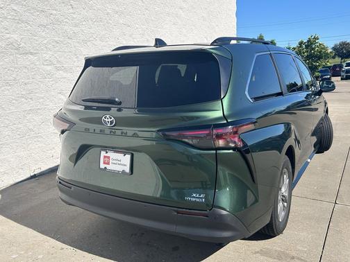 Cypress 2024 Toyota Sienna XLE