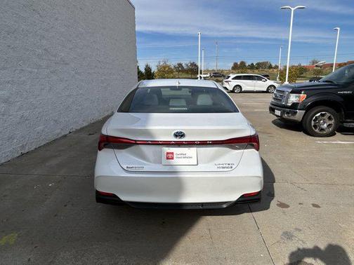 2020 Toyota Avalon Hybrid Limited