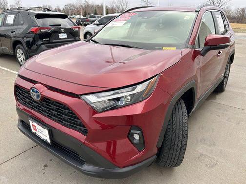 2023 Toyota RAV4 Hybrid XLE Premium