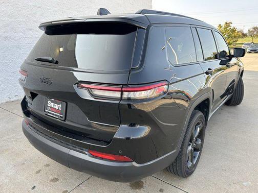2022 Jeep Grand Cherokee L Altitude