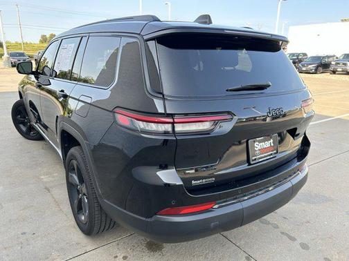 2022 Jeep Grand Cherokee L Altitude