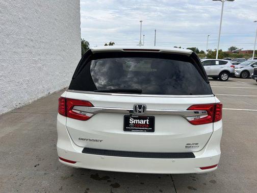 2019 Honda Odyssey Elite