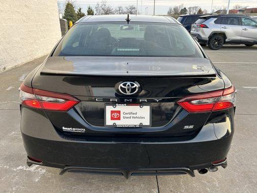Midnight Black Metallic 2024 Toyota Camry SE