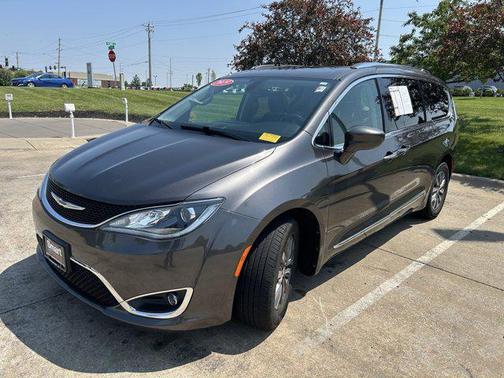 2019 Chrysler Pacifica Touring-L Plus
