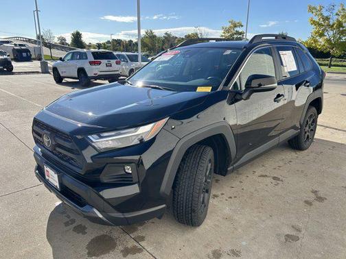 2022 Toyota RAV4 TRD Off Road