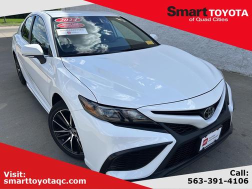 Ice 2024 Toyota Camry SE