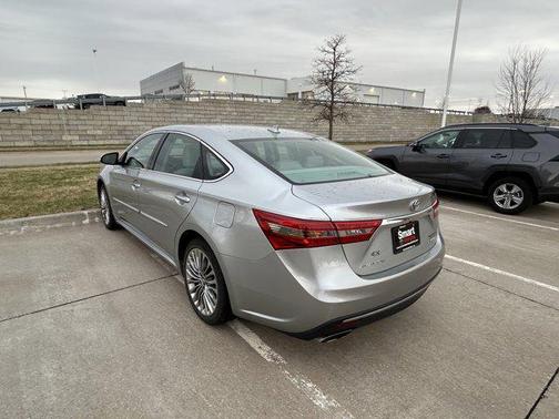 2016 Toyota Avalon Limited