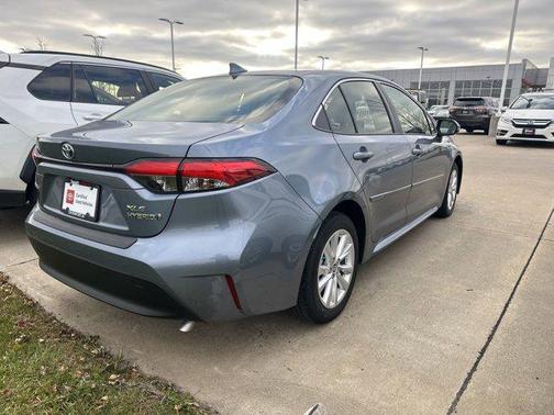 2023 Toyota Corolla Hybrid XLE
