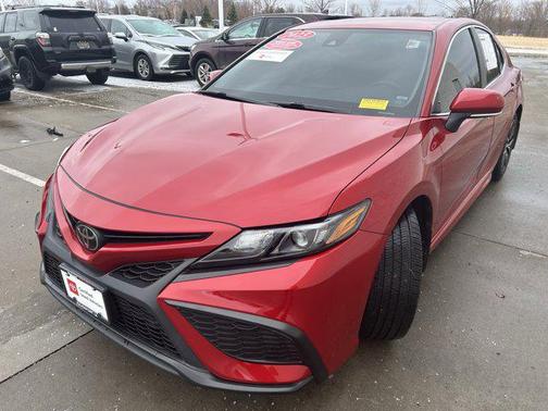 2023 Toyota Camry SE