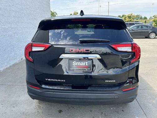 Ebony Twilight Metallic 2024 GMC Terrain SLE