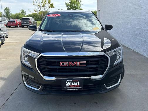 Ebony Twilight Metallic 2024 GMC Terrain SLE