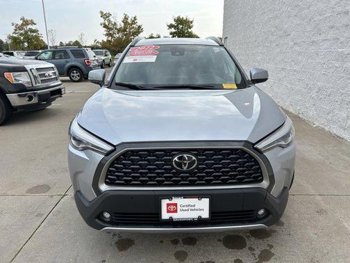 2022 Toyota Corolla Cross XLE