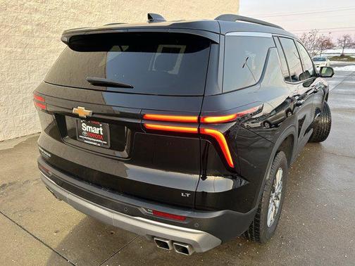 2024 Chevrolet Traverse LT