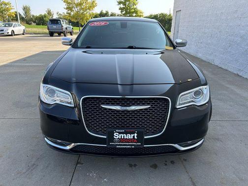 2016 Chrysler 300C Base