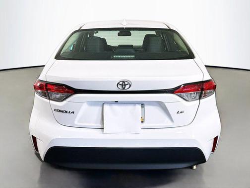 Ice 2024 Toyota Corolla LE