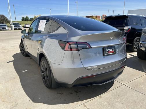 Silver 2025 Tesla Model Y Long Range