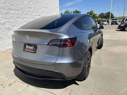Silver 2025 Tesla Model Y Long Range