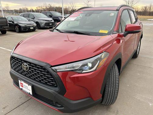 2022 Toyota Corolla Cross LE