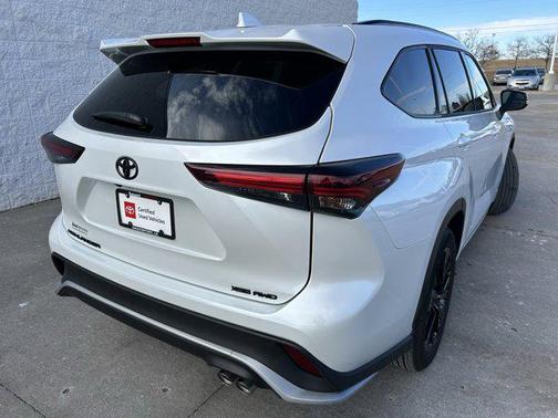 2024 Toyota Highlander XSE