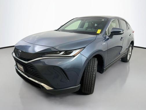 Coastal Gray Metallic 2021 Toyota Venza Limited