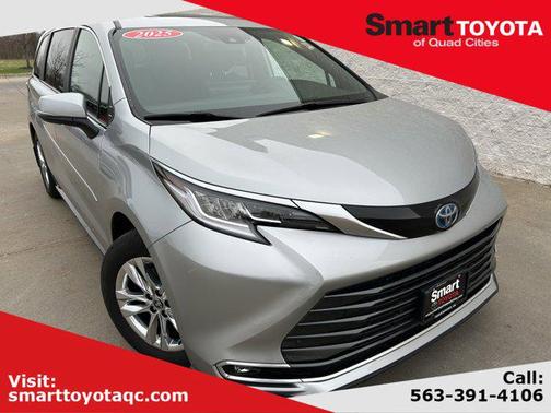 Celestial Silver Metallic 2025 Toyota Sienna Limited