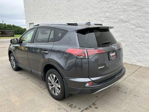 2018 Toyota RAV4 Hybrid XLE
