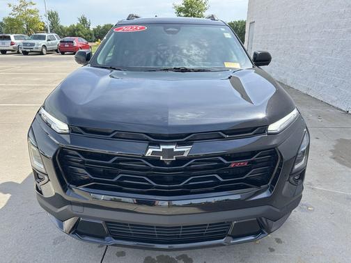Mosaic Black Metallic 2025 Chevrolet Equinox RS