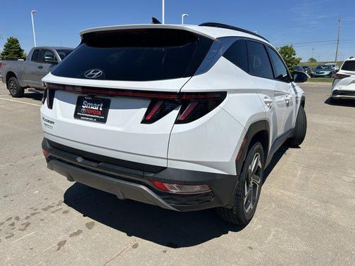 Quartz White 2022 Hyundai TUCSON Limited