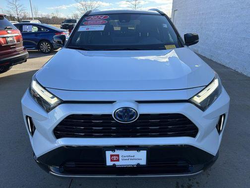 2024 Toyota RAV4 Hybrid SE