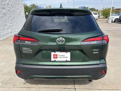 2022 Toyota Corolla Cross XLE