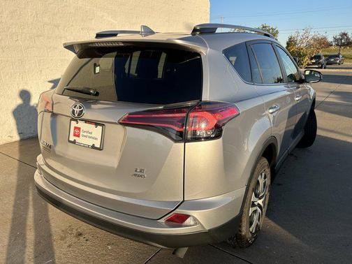 2017 Toyota RAV4 LE