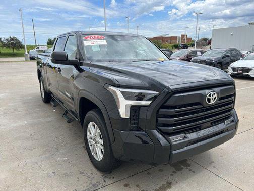 2022 Toyota Tundra SR5
