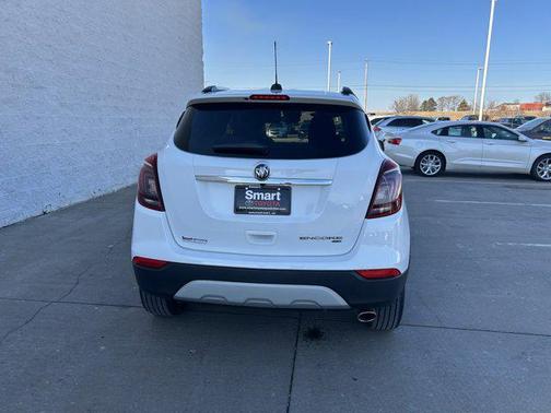 Summit White 2022 Buick Encore Preferred