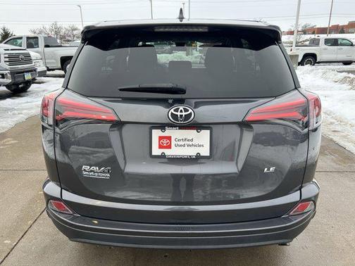 2018 Toyota RAV4 LE
