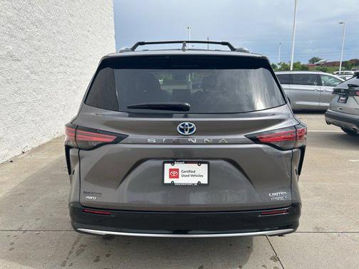 2024 Toyota Sienna Limited 7-Passenger
