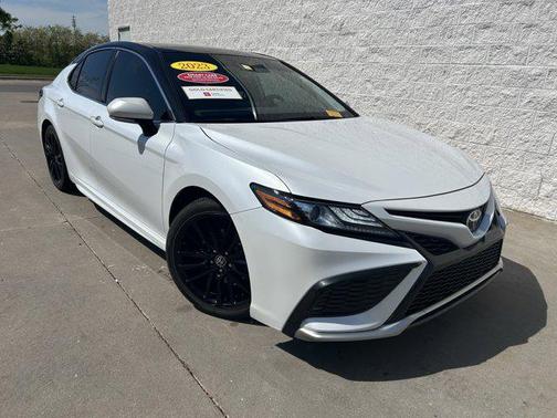 Pearl 2023 Toyota Camry XSE