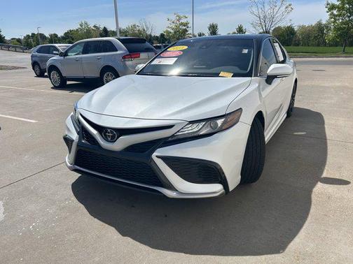 Pearl 2023 Toyota Camry XSE
