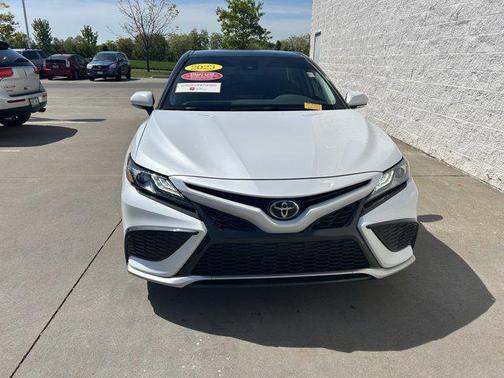 Pearl 2023 Toyota Camry XSE