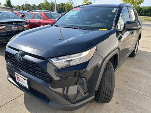 2023 Toyota RAV4 Hybrid XLE