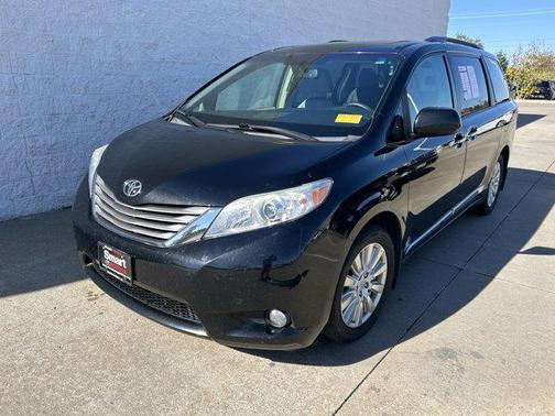 2017 Toyota Sienna XLE Premium