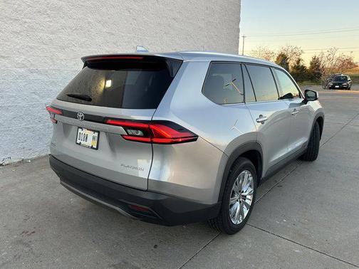 2024 Toyota Grand Highlander Platinum